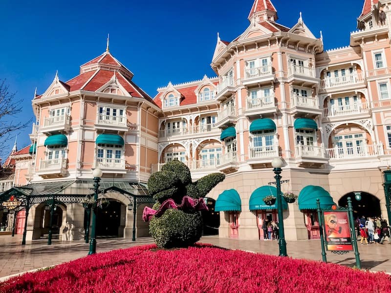 Fantasia's ballerina hippo topiary dances at the entrance to Disneyland Paris