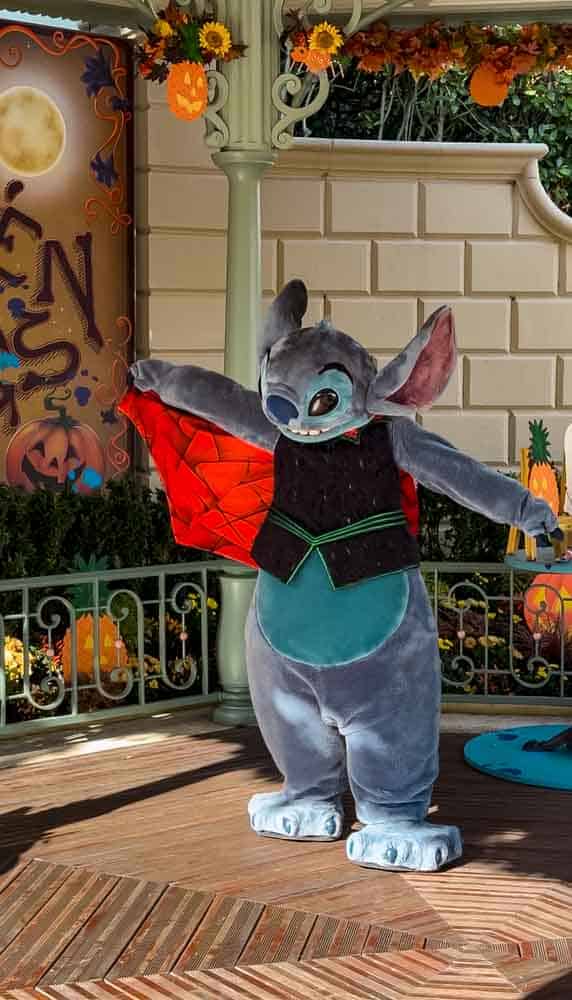 Stitch dressed as a vampire for Halloween meet and greet at Disneyland Paris 2025