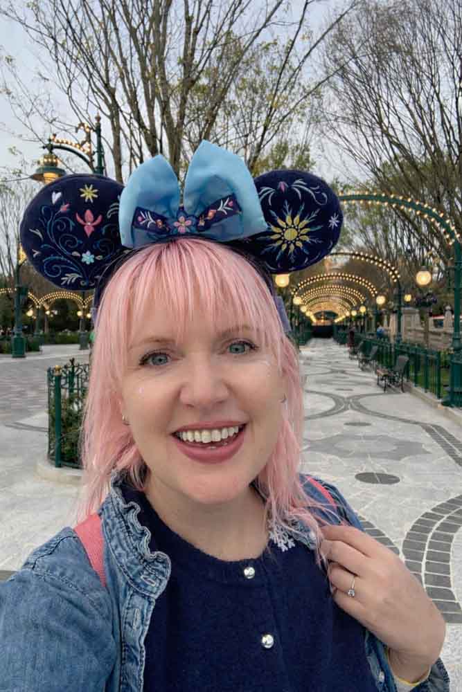 Carrie-Anne visiting Disneyland Paris to see if Disney Adventure World is worth it right now