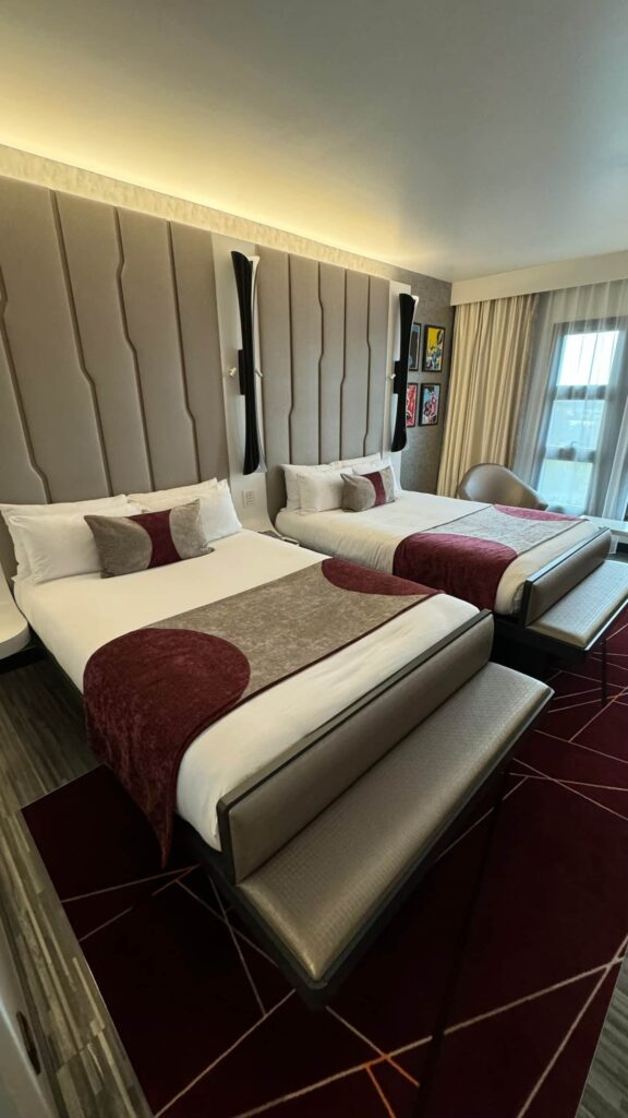 Bedroom inside Art of Marvel Hotel New York Hotel Disneyland Paris